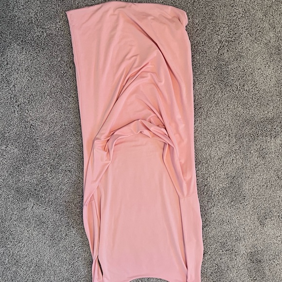 LEILUNA SLEEVELESS CLASSIC BACKLESS DRESS - Picture 5 of 8